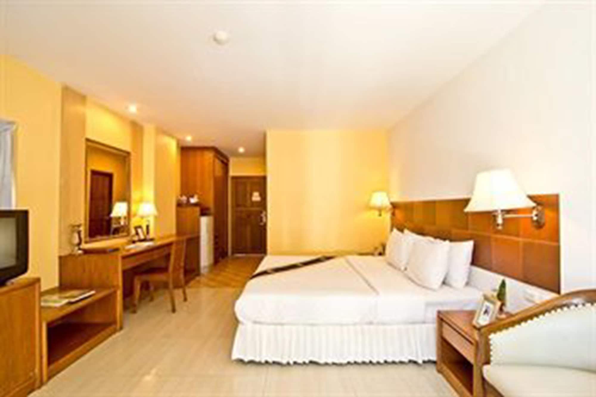 Best Beach Villa Pattaya Exterior foto