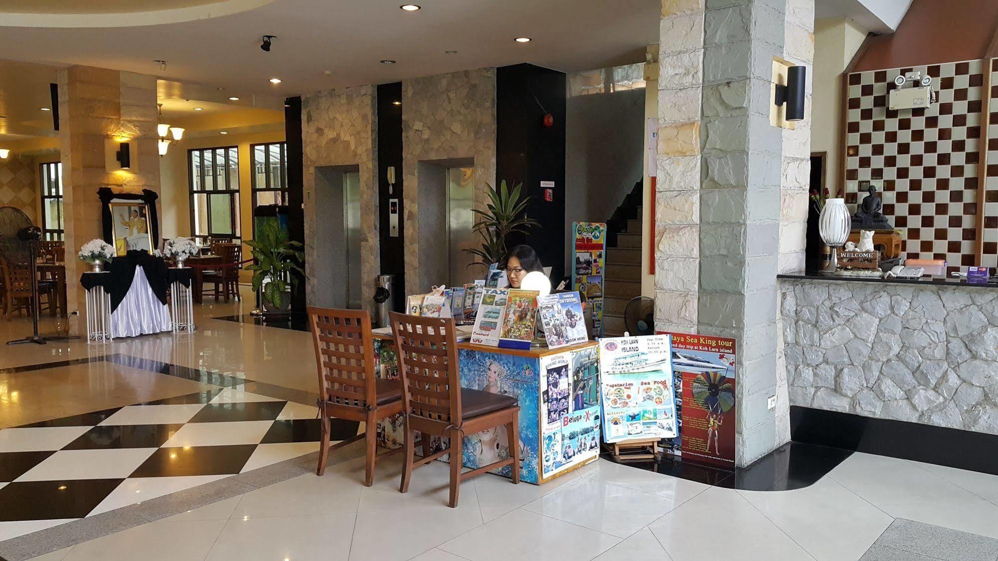 Best Beach Villa Pattaya Exterior foto